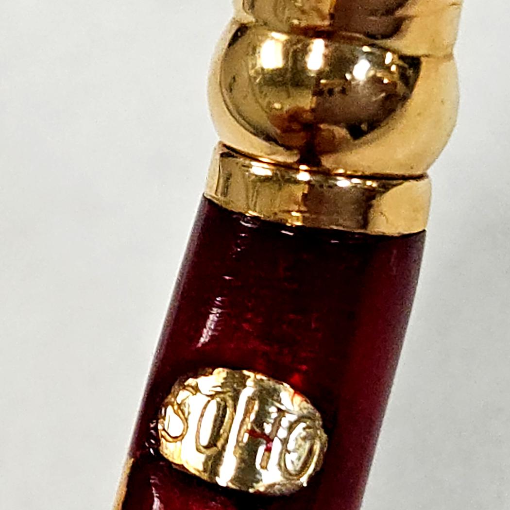 SOHO Jewelry 18 Karat Gold and Red Enamel Hinged Bangle Bracelet, Made in Italy MD-EB304