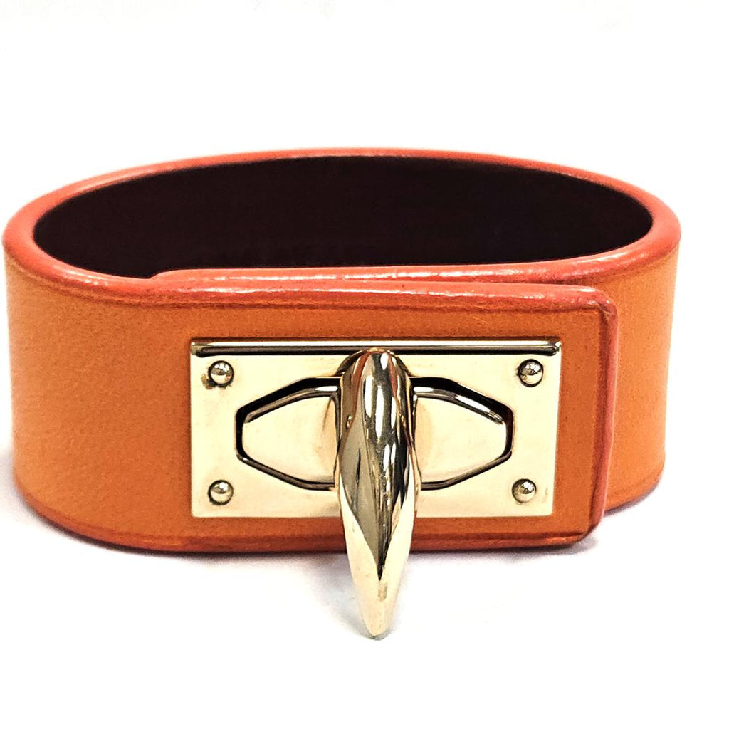 Givenchy Orange Leather Shark Tooth Lock Bracelet – Made in Italy – Size 6 MD-EB-0255