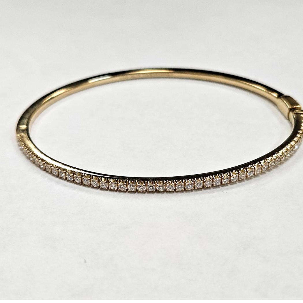 Tiffany & Co. 18k Yellow Gold Pavé Diamond Line Bangle Bracelet, Made in Italy  MD-EB-0270