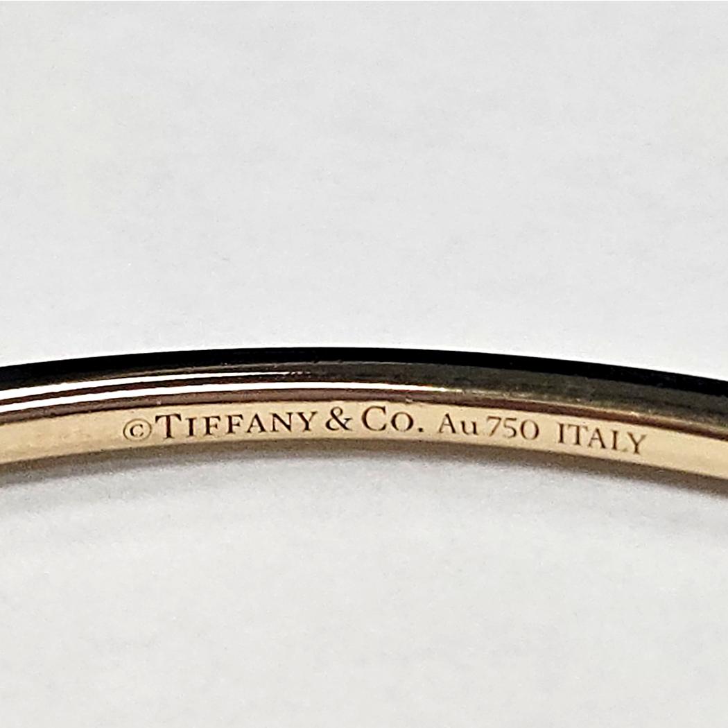 Tiffany & Co. 18k Yellow Gold Pavé Diamond Line Bangle Bracelet, Made in Italy  MD-EB-0270