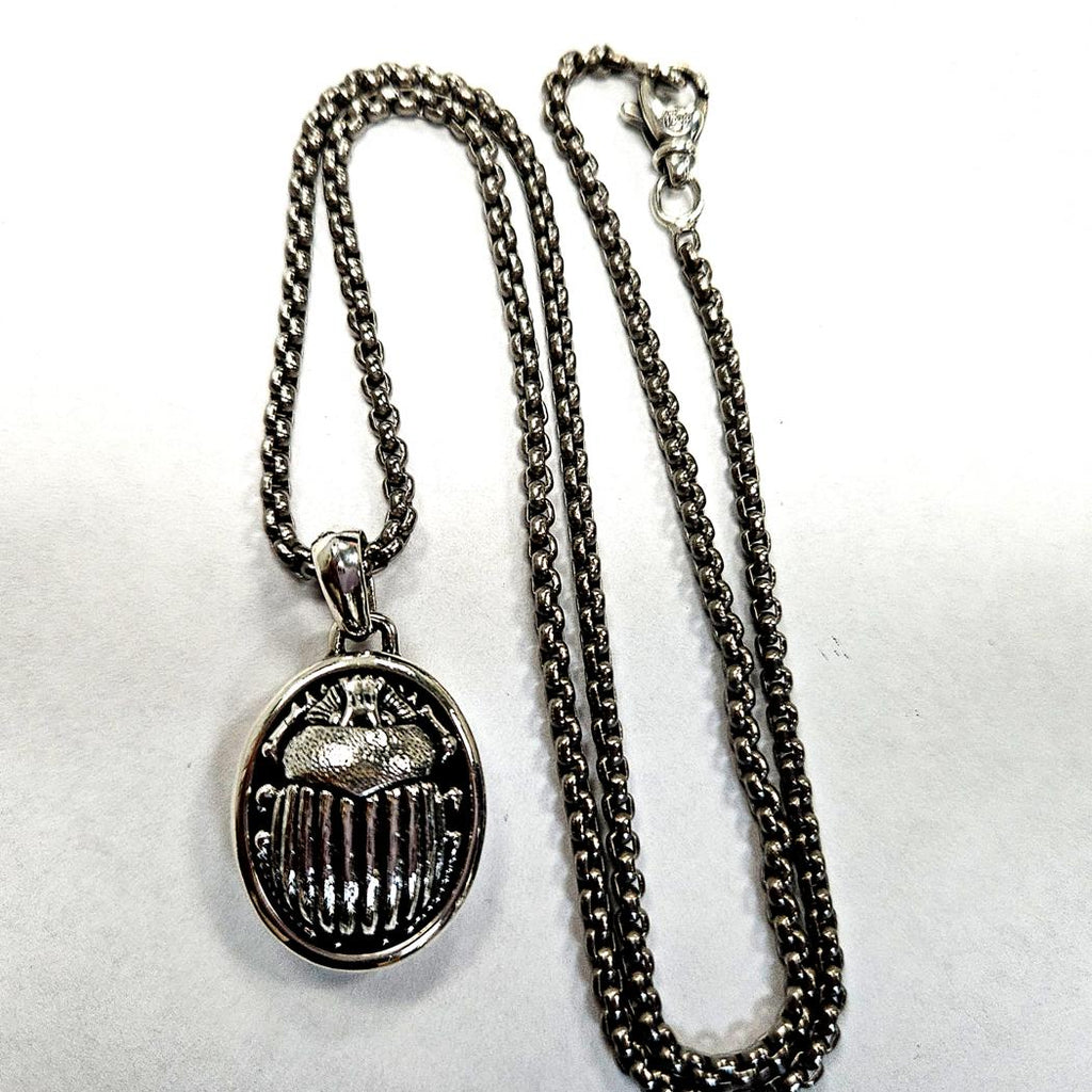 David Yurman Sterling Silver Scarab Pendant Necklace with 18' Chain   MD-EB-0287