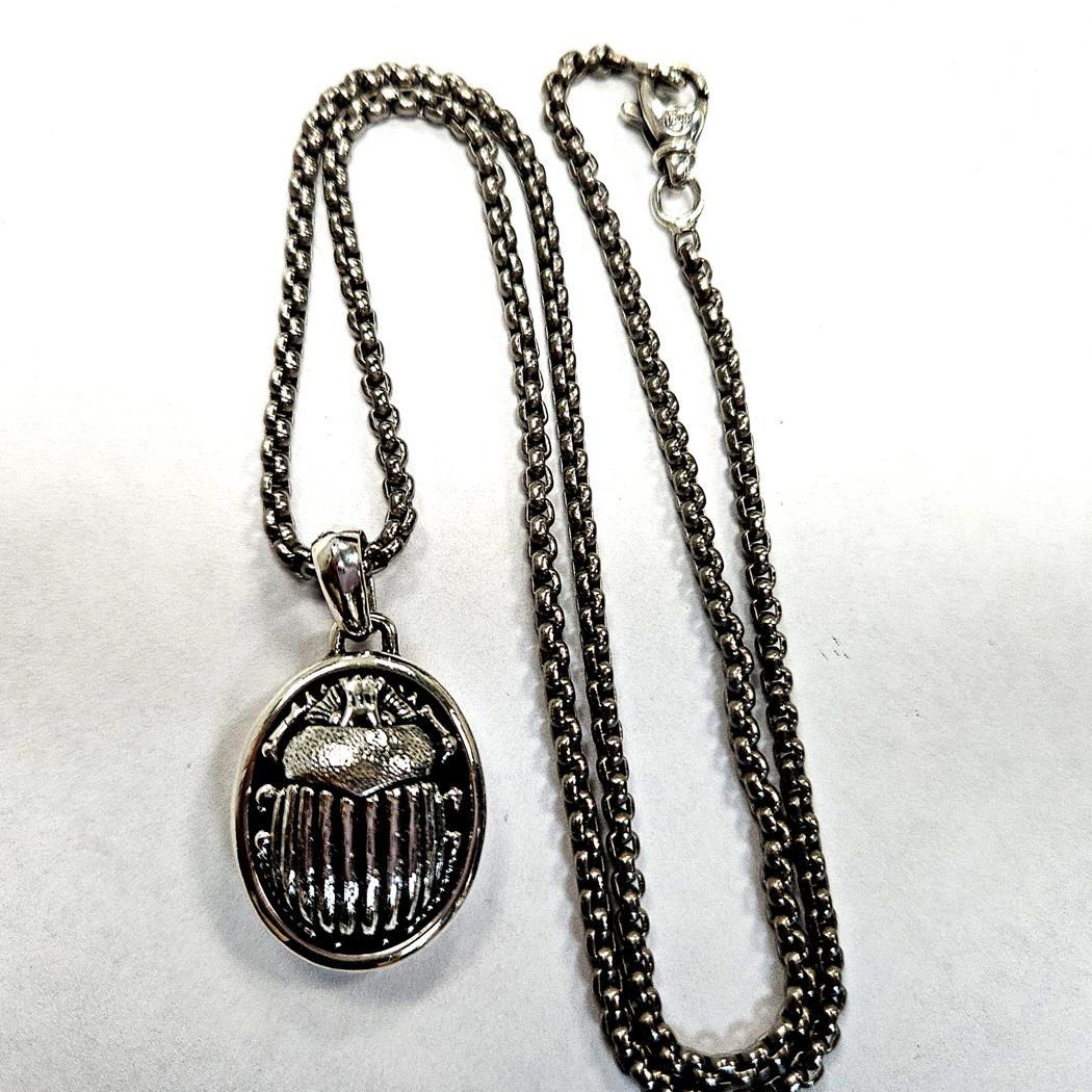 David Yurman Sterling Silver Scarab Pendant Necklace with 18' Chain   MD-EB-0287